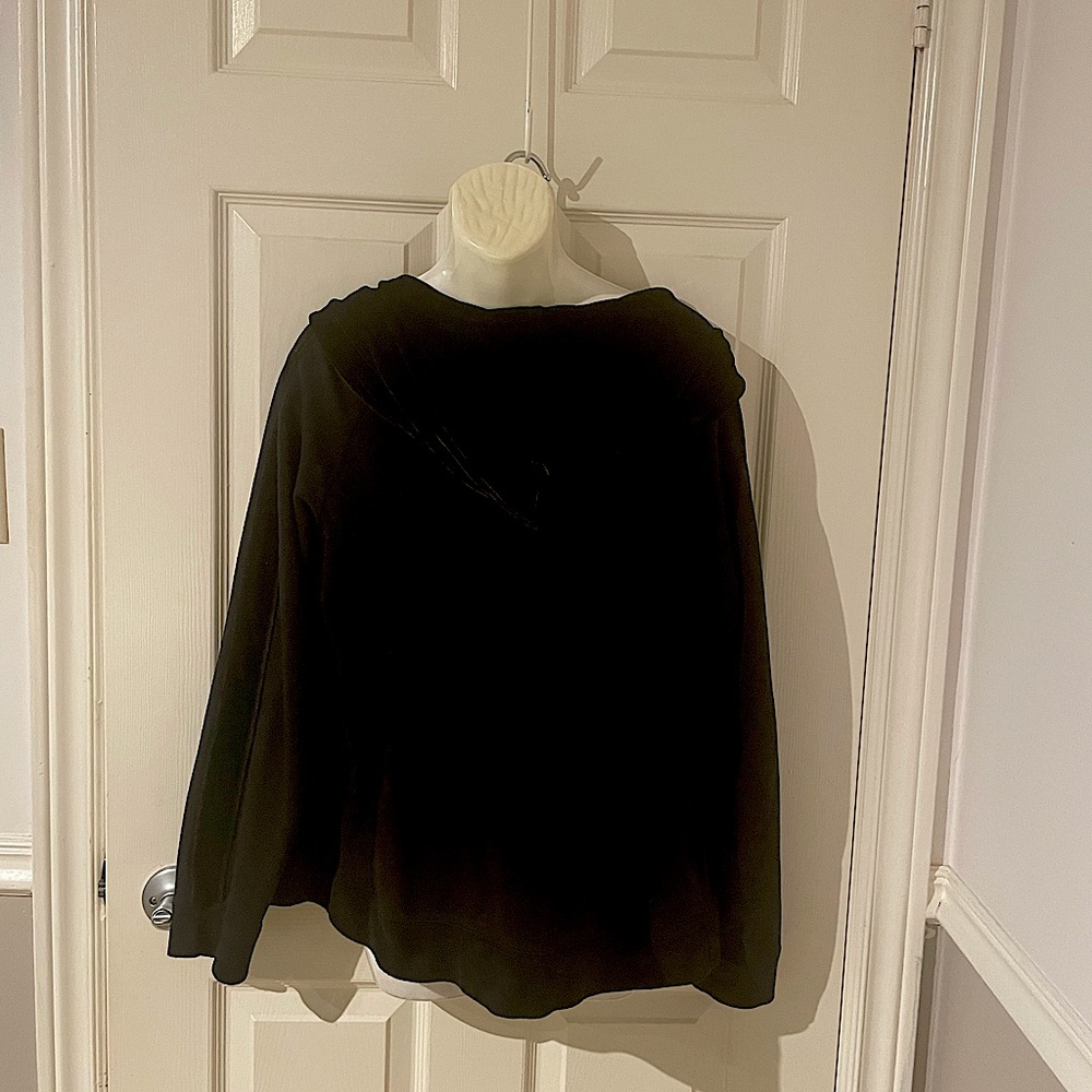 Reitmans Classic Black Hoodie with velvet trim - Picture 2 of 3